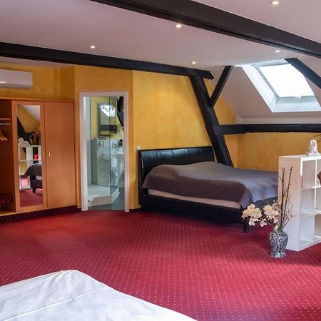 Hotel Landhaus Knappmann Есен Екстериор снимка
