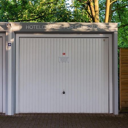 Hotel Landhaus Knappmann Есен Екстериор снимка