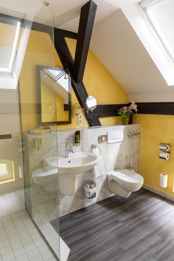 Hotel Landhaus Knappmann Есен Екстериор снимка