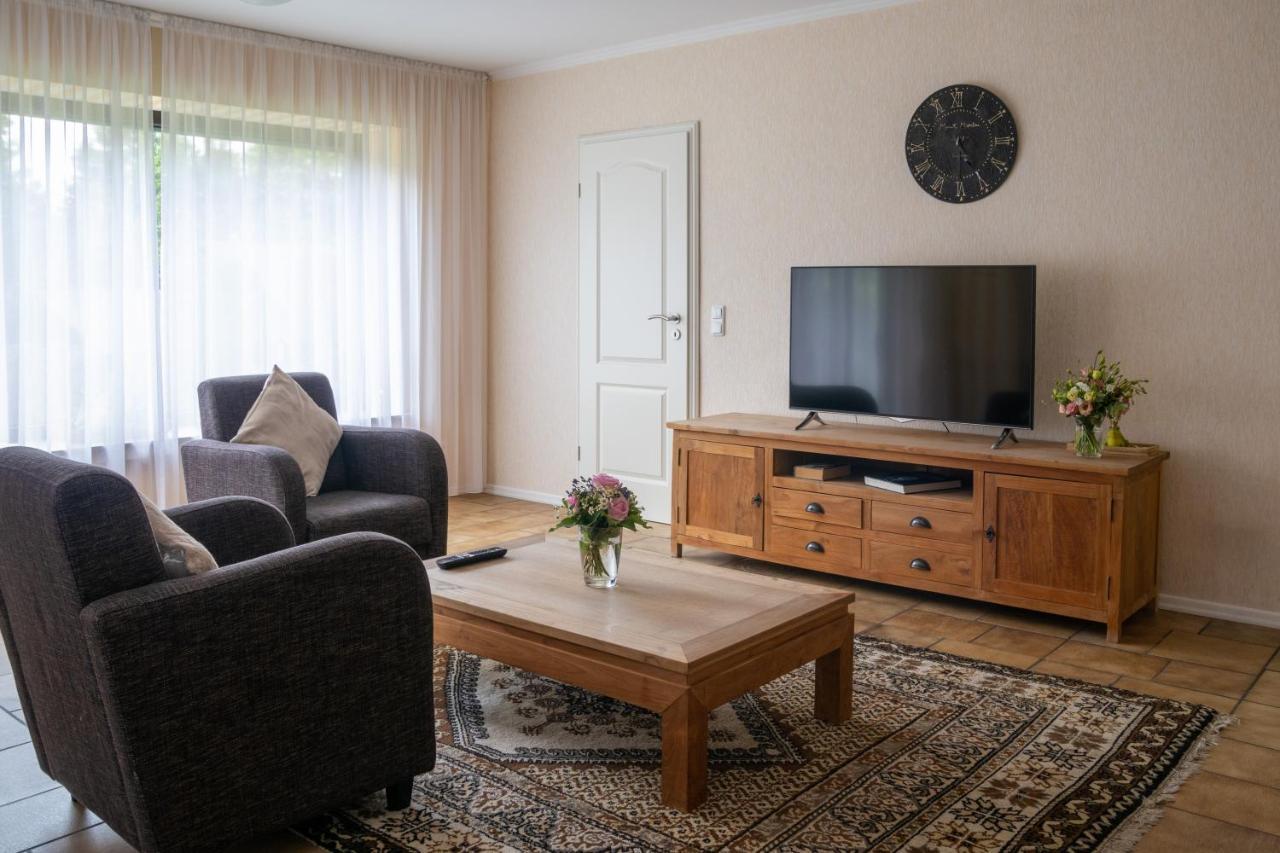 Hotel Landhaus Knappmann Есен Екстериор снимка
